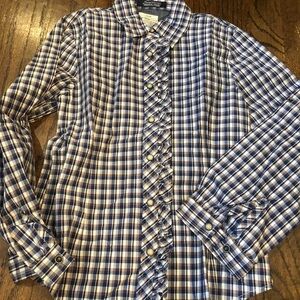 JACHS high end button down with feminine flair S